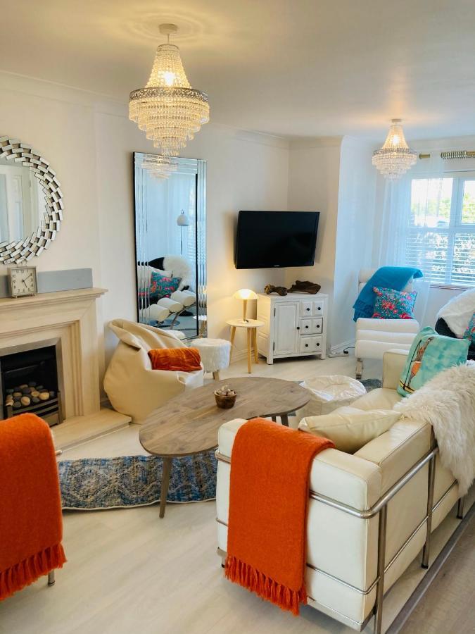 Stunning Seafront House With Garden And Private Parking Villa Eastbourne Exterior photo