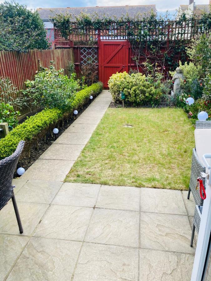 Stunning Seafront House With Garden And Private Parking Villa Eastbourne Exterior photo