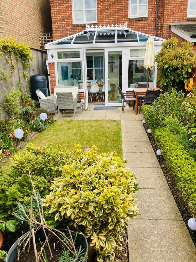 Stunning Seafront House With Garden And Private Parking Villa Eastbourne Exterior photo