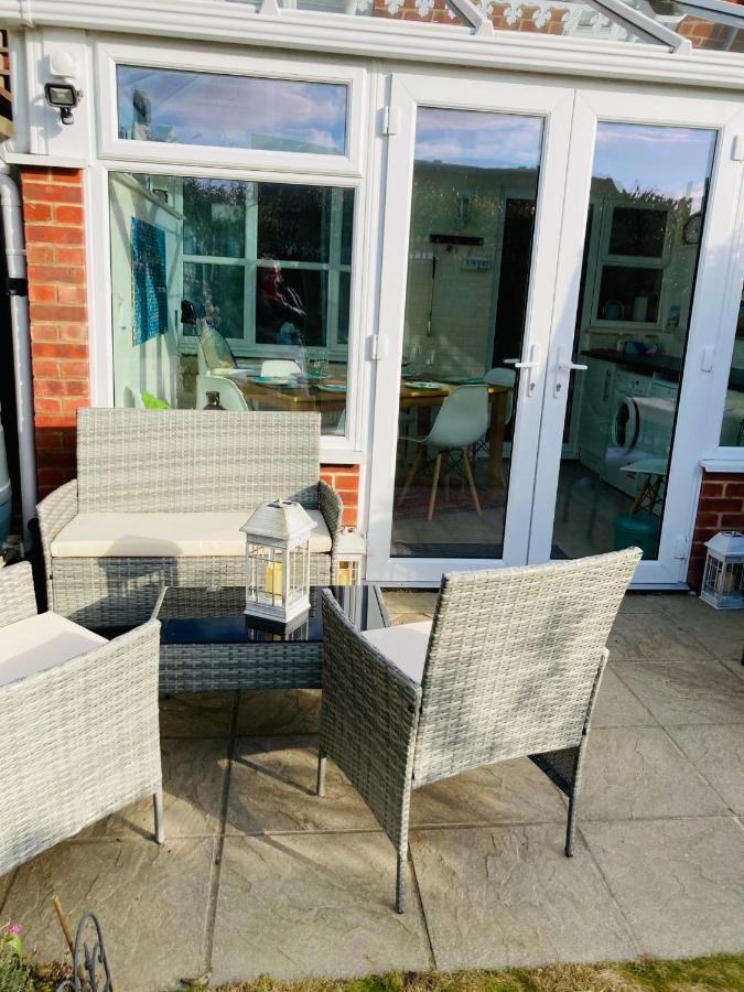 Stunning Seafront House With Garden And Private Parking Villa Eastbourne Exterior photo